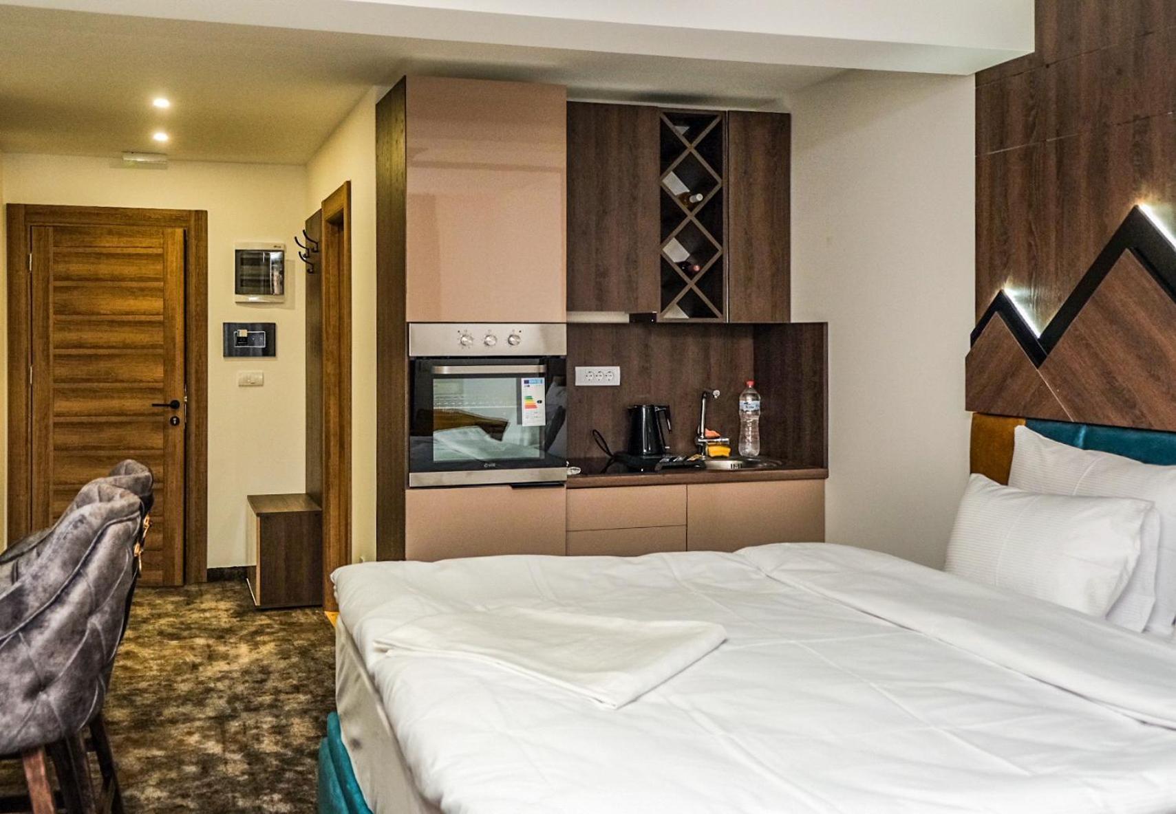 Harmonija Resort - Harmonia Palace Lisina Kültér fotó